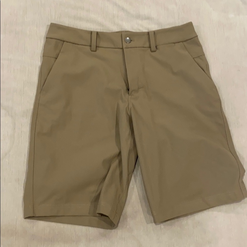 Lululemon Men’s Tan Shorts BRAND NEW, HARDLY WORN